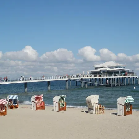 Apartment Mit Schwimmbad *