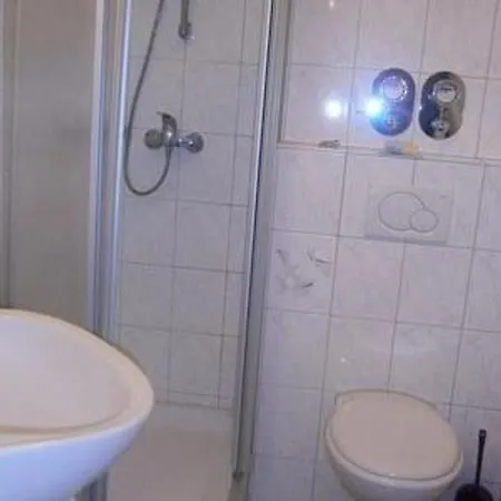 Apartment Mit Schwimmbad