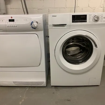 Apartment Mit Schwimmbad *